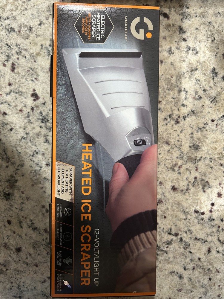 SmartGear New Heated Ice Scraper 12-Volt/Light Up.