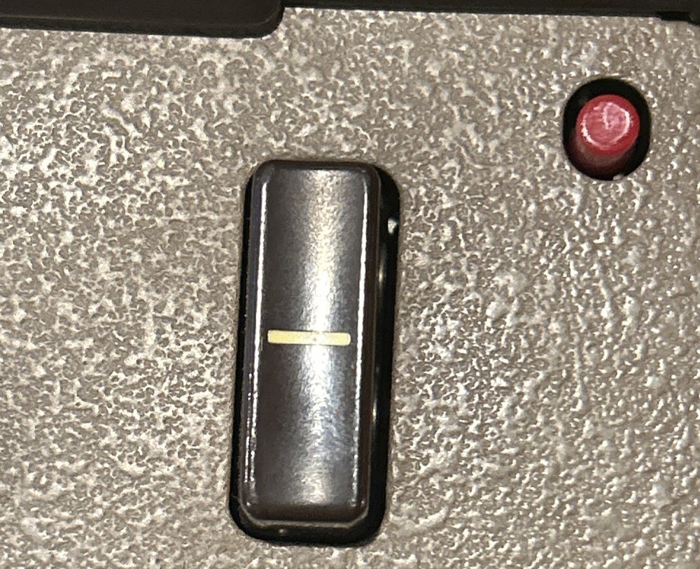 Victor Automatic Calculator Adding Machine Model 73 85 54, Powers On Read