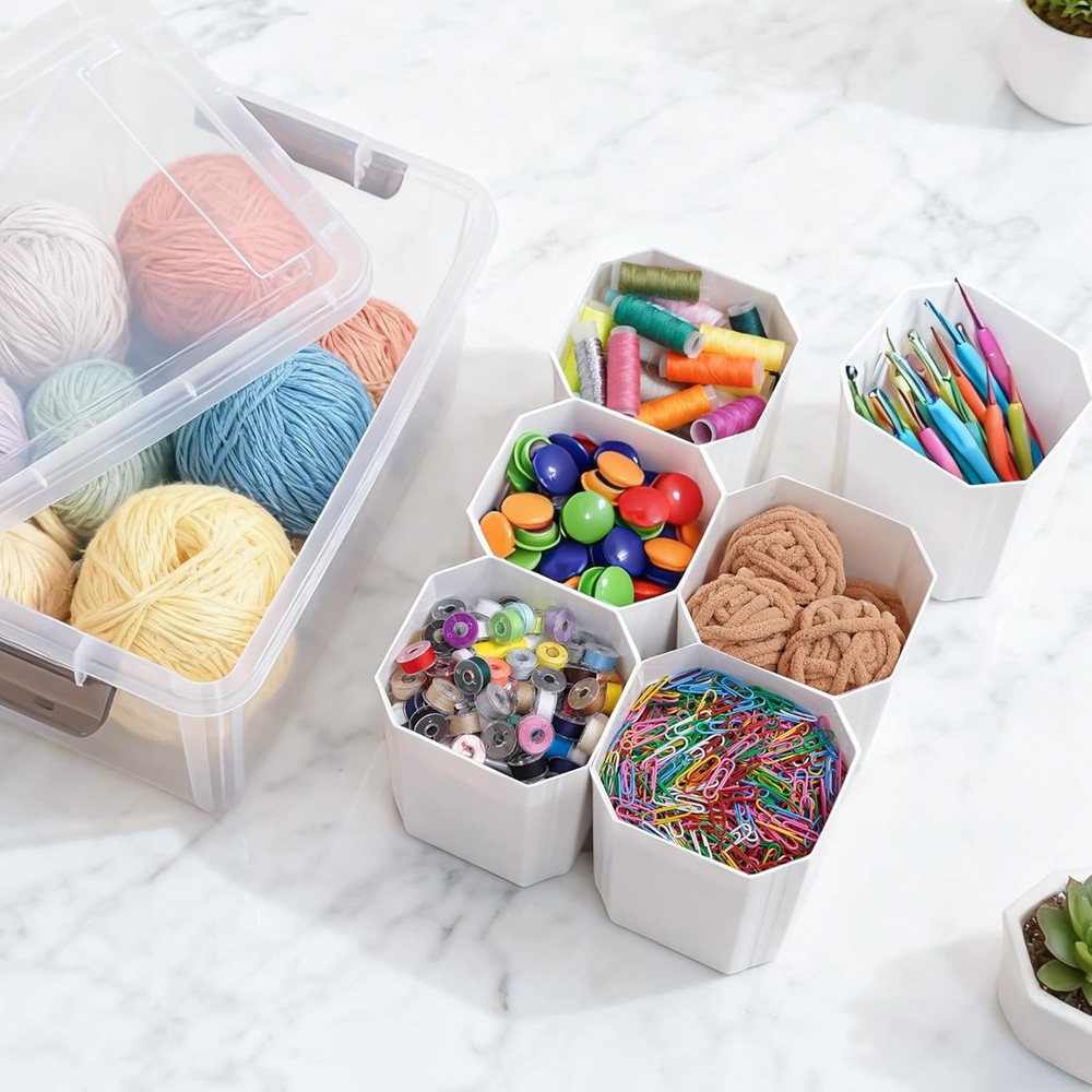 17-Quart Plastic Storage Bin Clear Storage Box with Lid Stackable