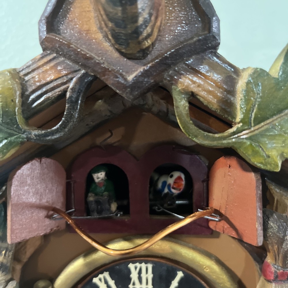 Black Forest Cuckoo Clock Deer-head in working order.
