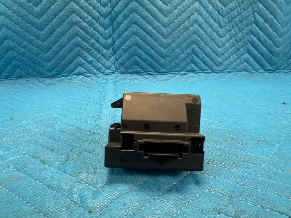 Mercedes G55 AMG Ignition Start Switch Module w/Key 2009 OEM