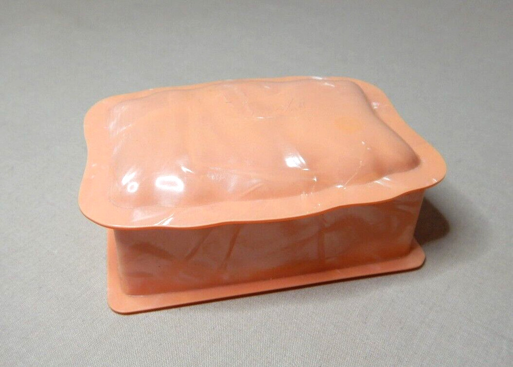 ANTIQUE JAPANESE EARLY PLASTIC SMALL LIDDED TRINKET DRESSING TABLE STUD BOX CASE