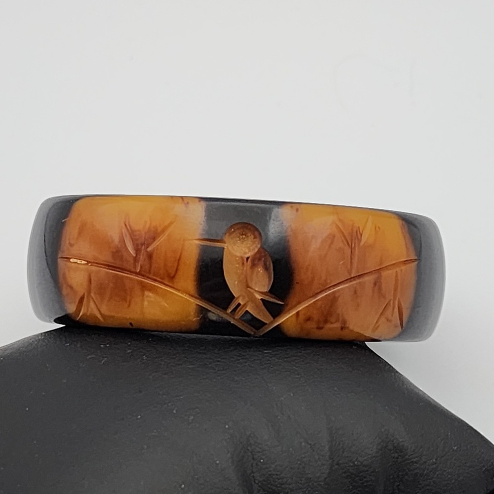 Vtg Bakelite Bangle Carved Bird On A Branch Butterscotch Black 7.5" Stackable