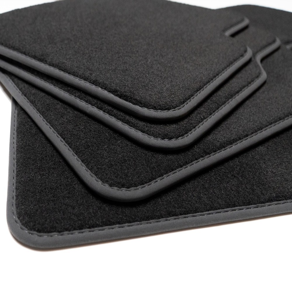 For Mitsubishi Lancer Evolution 8 & 9 Black Carpet Car Mats – 2003-2006