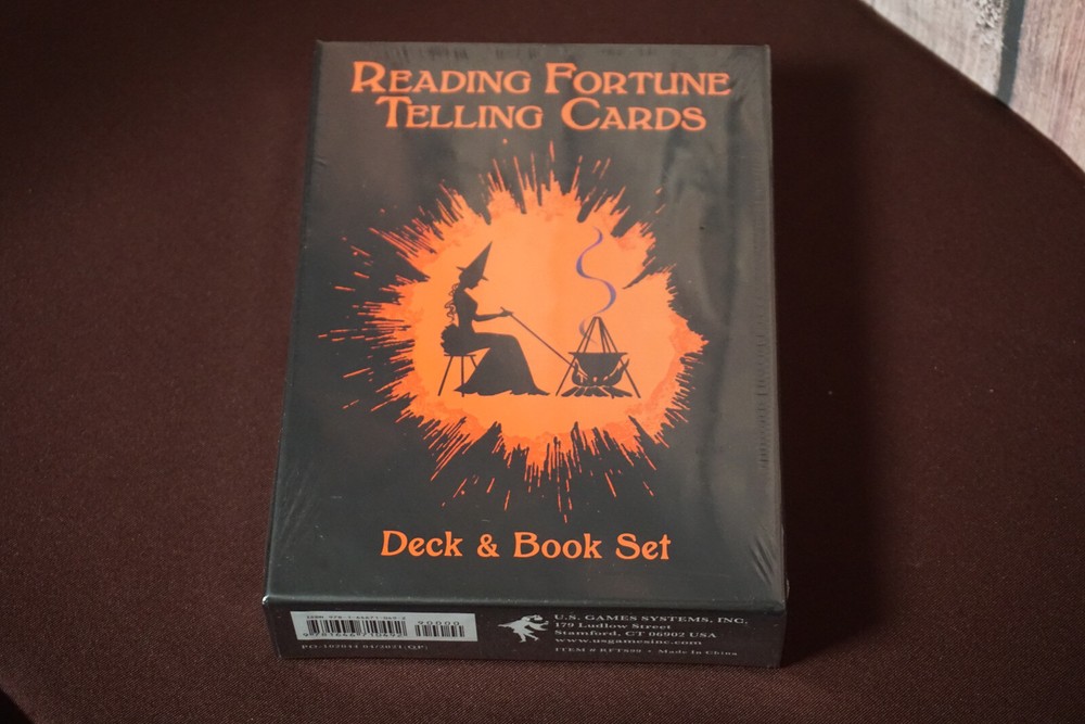 Reading Fortune Telling Cards Deck & Book Set - New