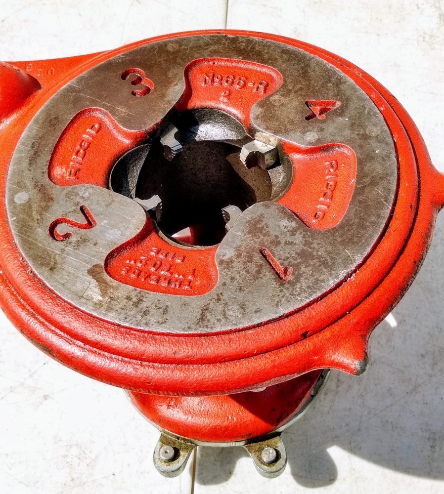 RIDGID 65R 1-2" ADJUSTABLE PIPE THREADER RECEDING W/ HANDLE VG+