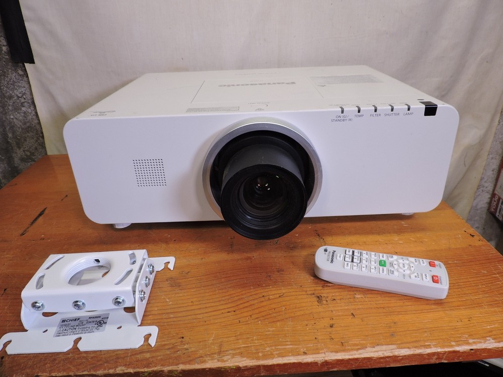Panasonic PT-EZ570U projector 5000 Lumen projector with remote & ceiling mount#5