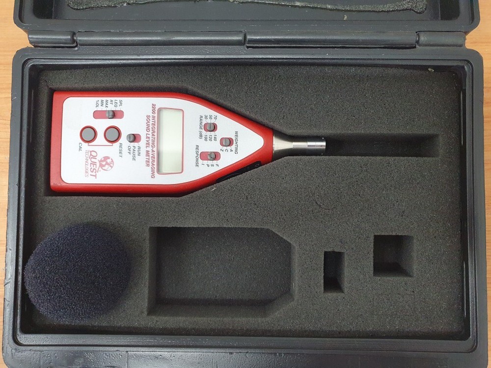Quest Technologies 2200 Integrating - Averaging Sound Level Meter