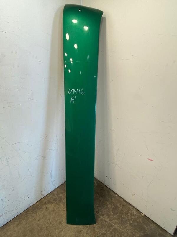 2015 Peterbilt 579 Cab Exterior Trim Panel (785-10480)