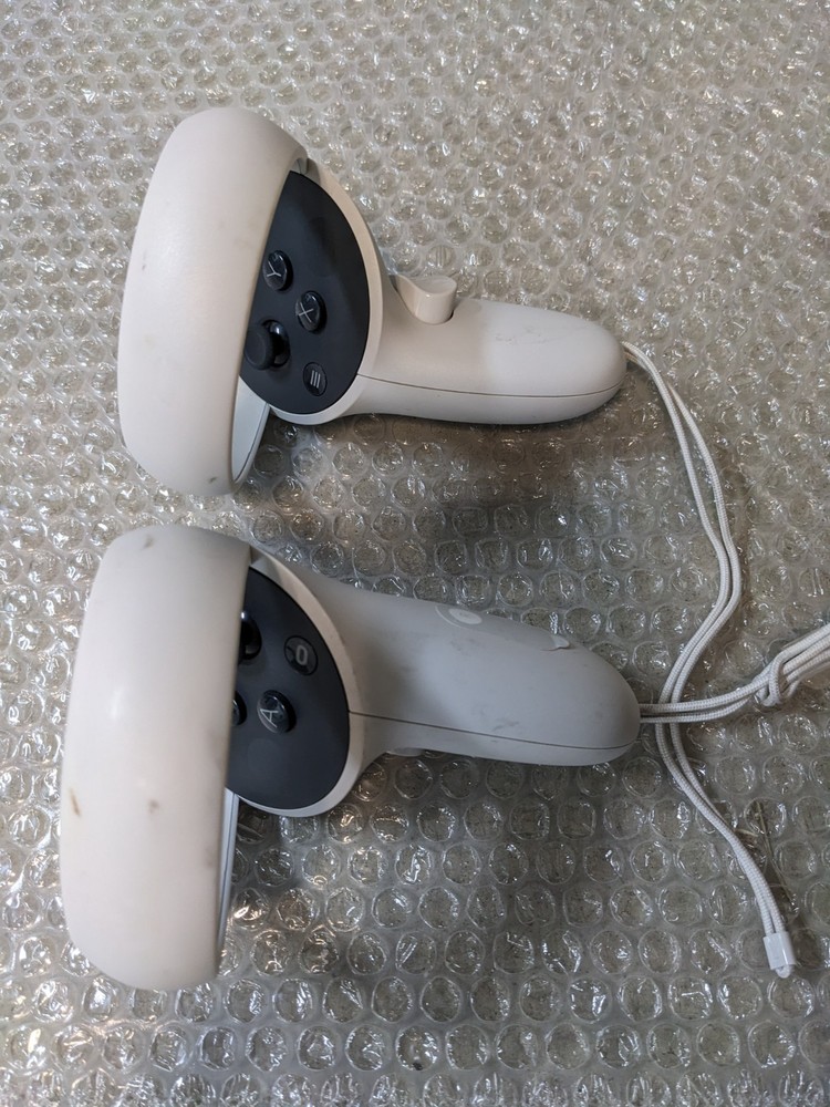 GENUINE Oculus Meta Quest 2 VR Controller Pair - Left and Right Controllers ONLY