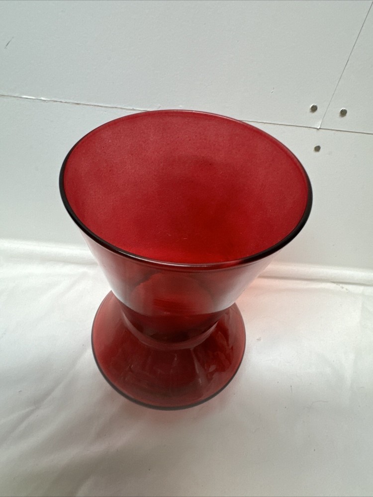 RUBY RED 6.5" GLASS VASE