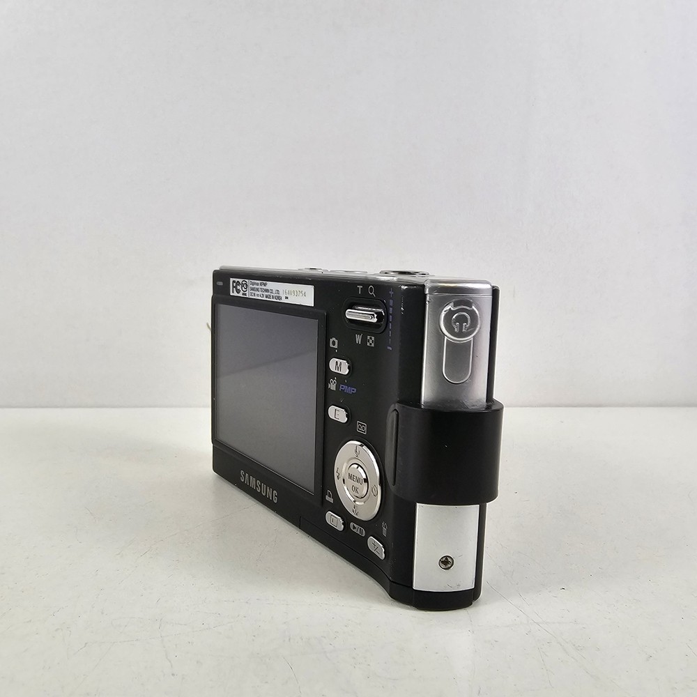 Samsung Digimax I6 6.0MP Digital Camera - Black