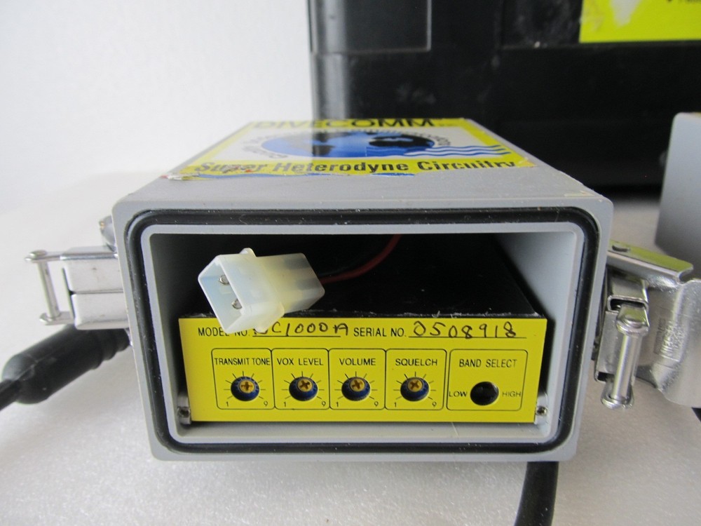Divecomm DC1000A Communications Devices with Case