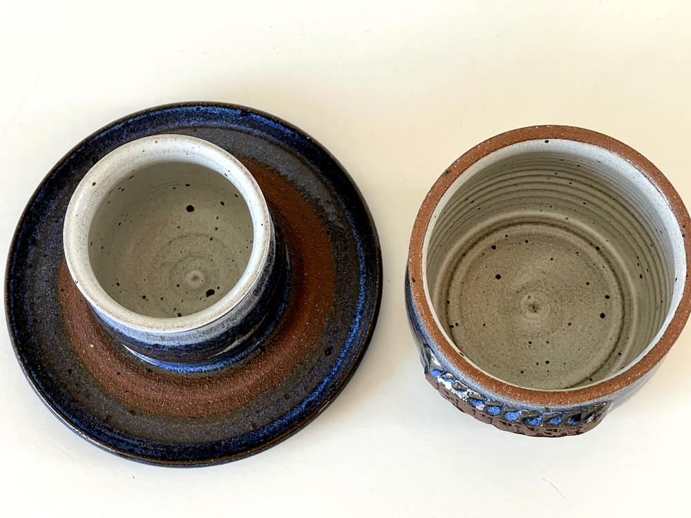 Studio Pottery Glazed Butter Bell Keeper Large Crock Blue Ring Signed New