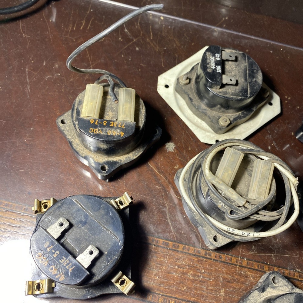 Qty.8 773E Datcon Elapsed Time Hours Indicator (Volts: 4/40) (AP10)