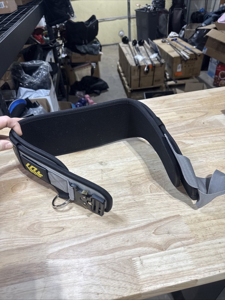 Manueklear 2-in-1 Weightlifting Belt Size Medium New READ