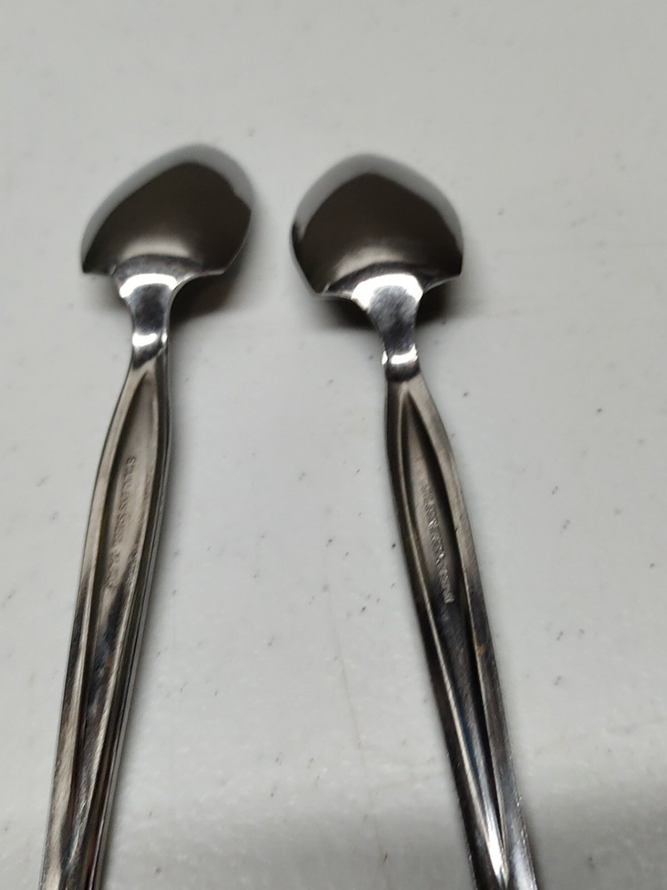 Two Jagged Edge Spoons Great For Grapefruit