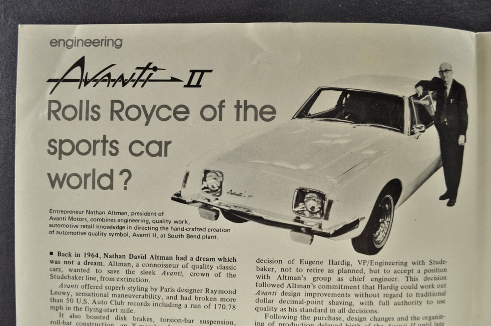 1973 Studebaker Avanti II Coupe Sales Brochure Folder Nice Original 73