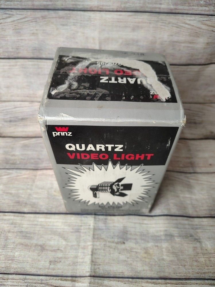 Prinz Quartz Video Light, w/original box