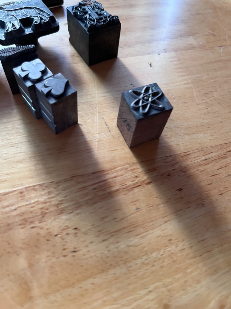 CRAFTOOL CO LEATHER STAMP LOT WOLF TURTLE ARROW MISC