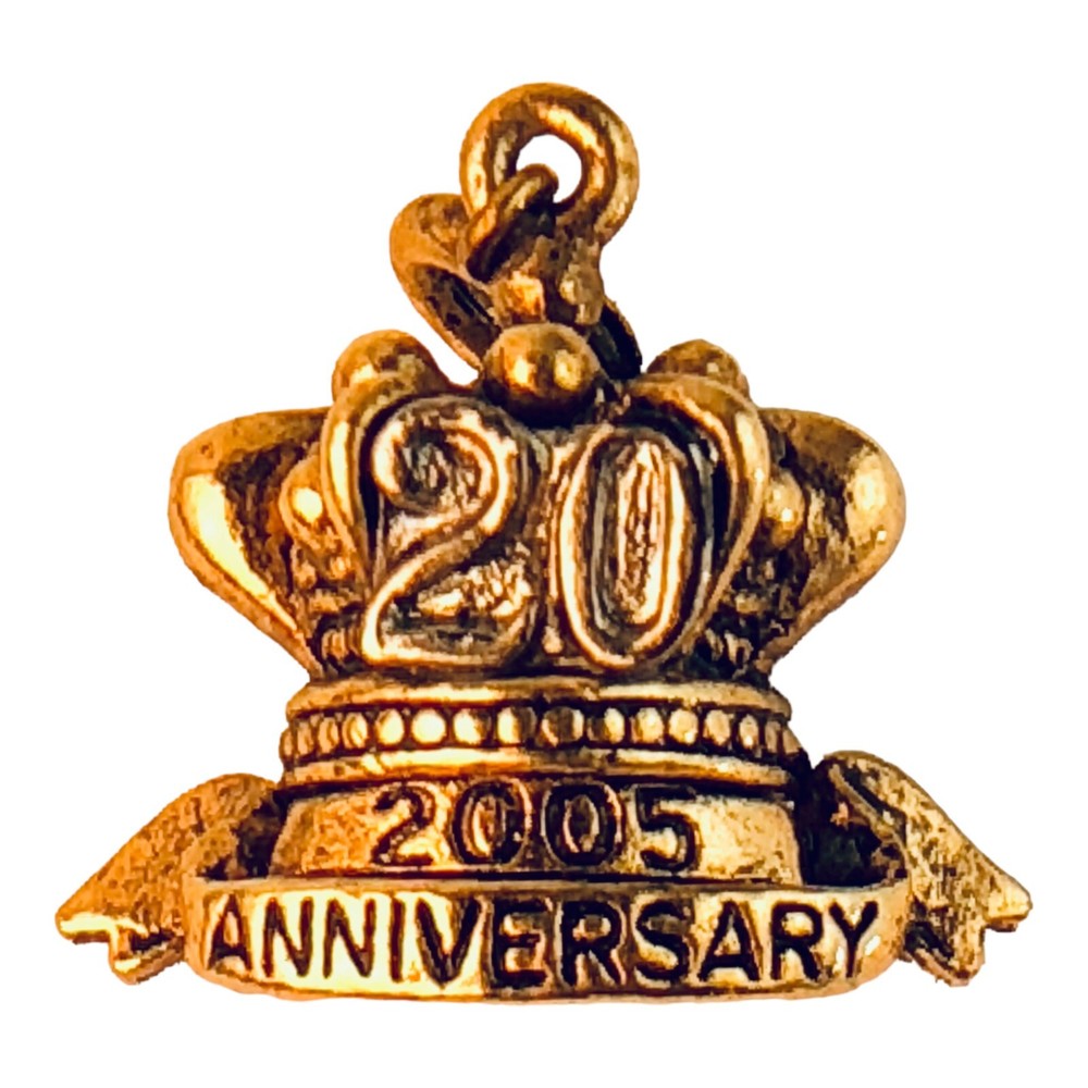 20th Anniversary Crown Pendant - Dated 2005