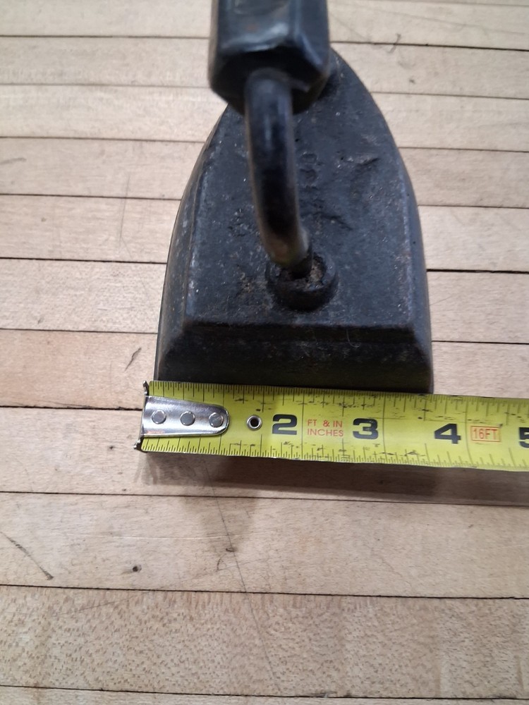 Geneva Cast Iron Sad Iron Antique Flat Iron With Handle