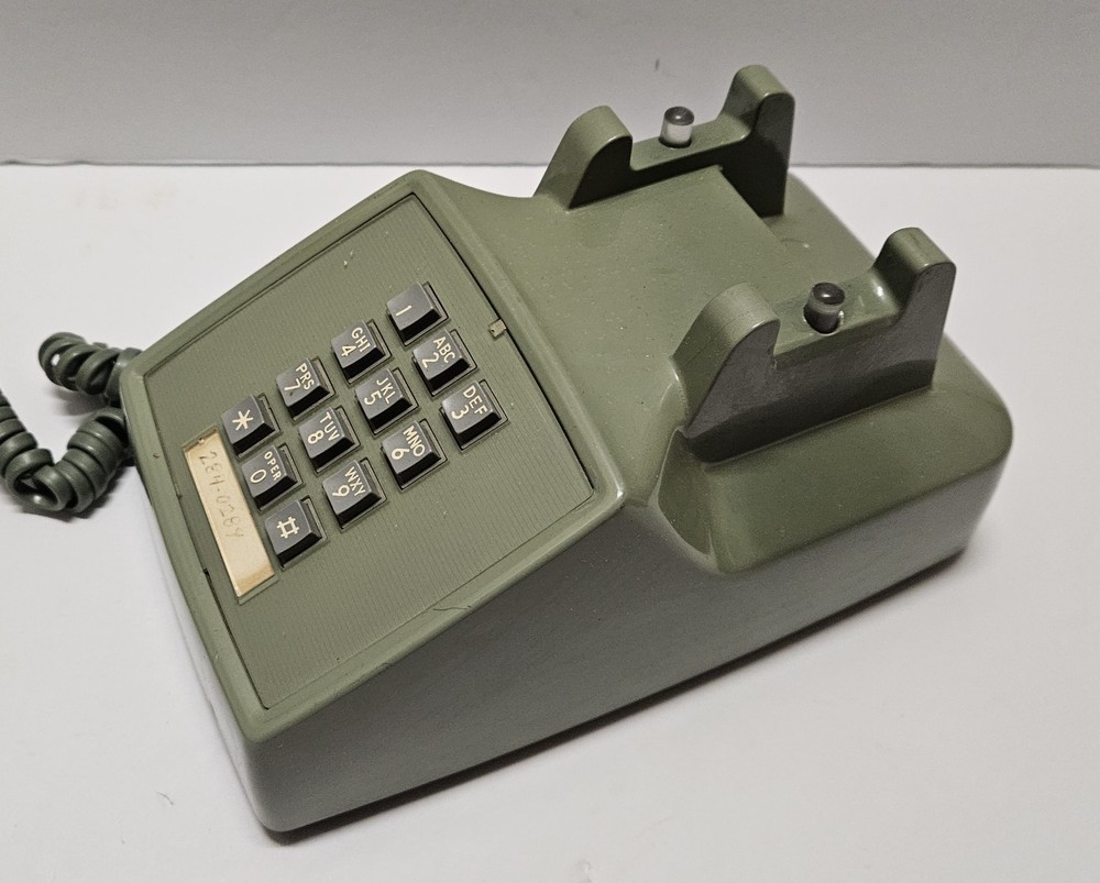 Vintage Red & Green BELL SYSTEM Pushbutton Telephones