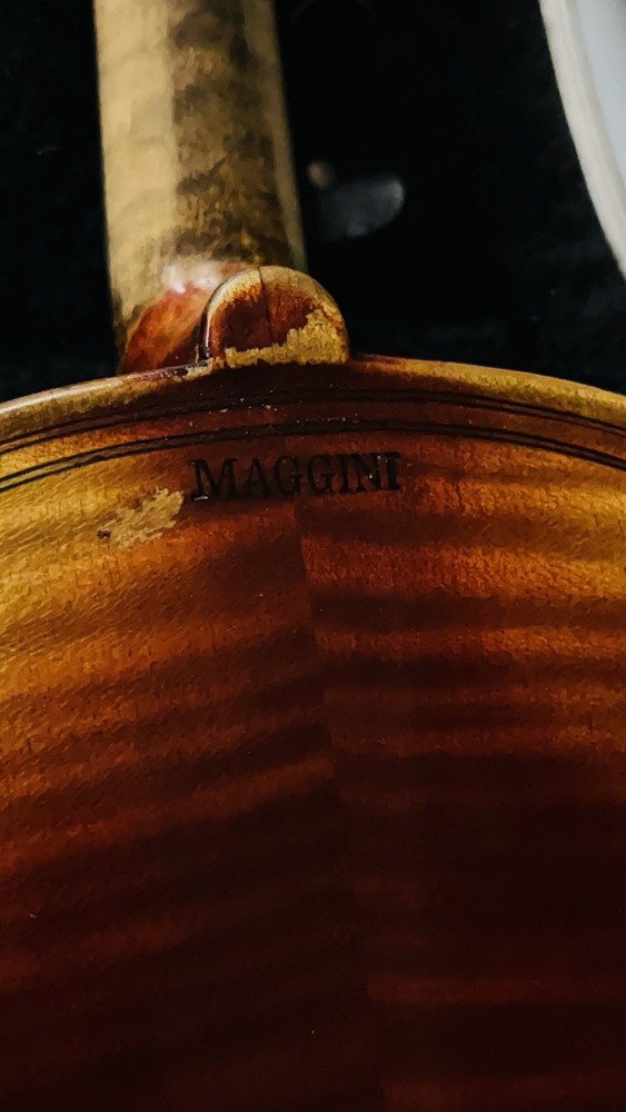 Maggini Violin 4/4 Doble Yarda