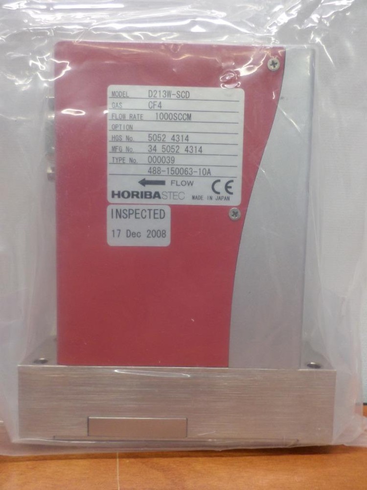 Horiba STEC D213W-SCD Gas CF4 1000 SCCM Mass Flow Controller