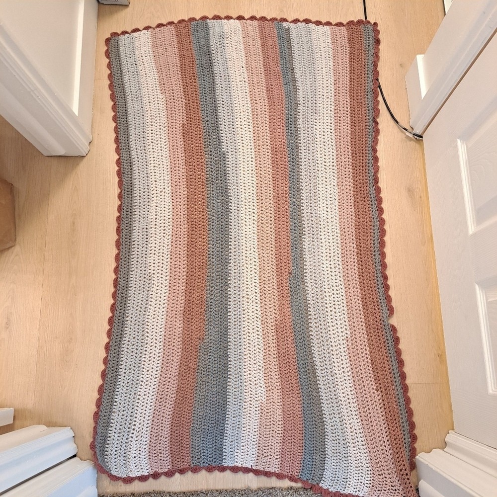 Multicolor Crochet Striped Scalloped Trim Rectangle Small Nursery Decor Blanket