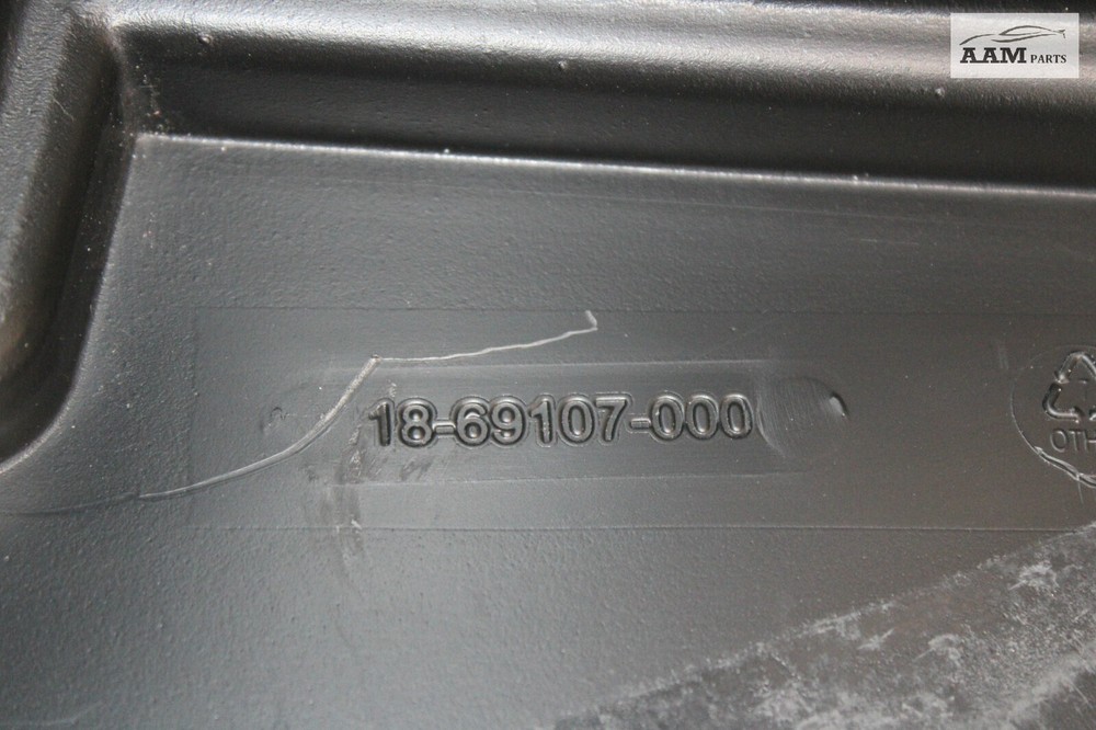 2018-2024 FREIGHTLINER CASCADIA FRONT LEFT SIDE INBOARD WALL COVER PANEL OEM