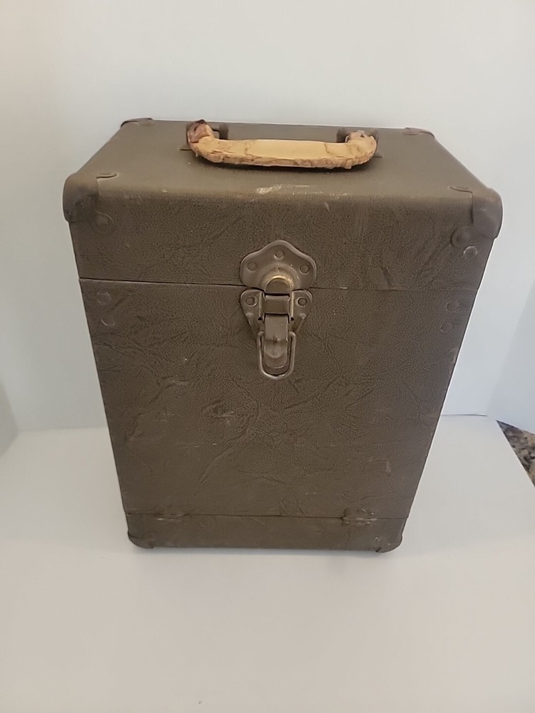 Revere Eight Model 85 8mm Projector And Carrying Case Working