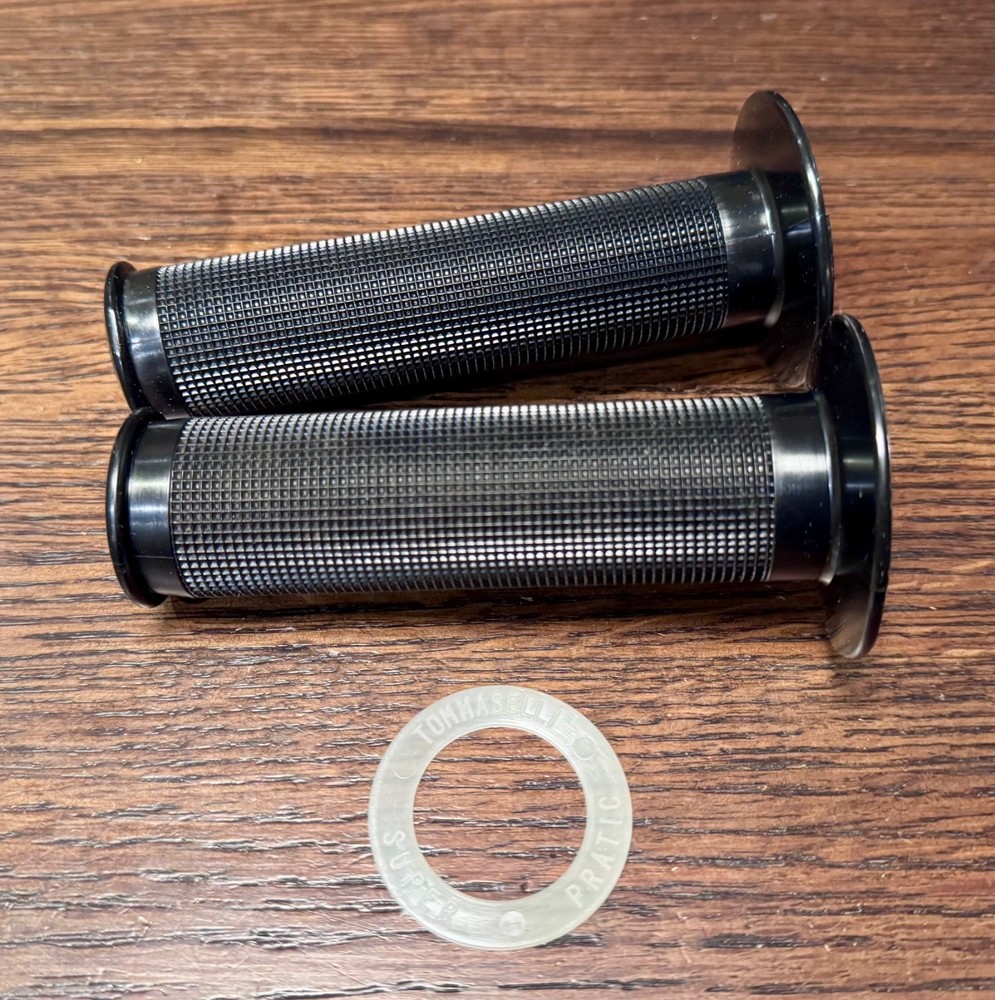 Wards Riverside 125cc 175cc 250cc 350cc Handlebar Grip Set