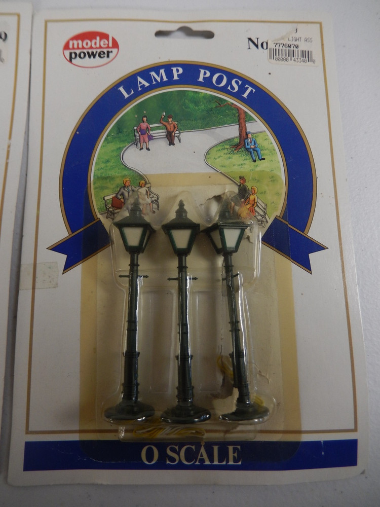 Model Power Lamp Posts O Scale Set Of 2
