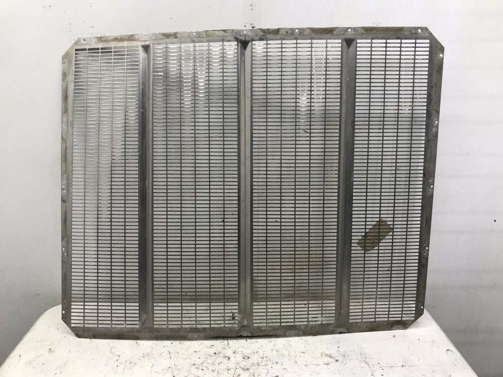 1987-2008 Peterbilt 379 Grille - Used