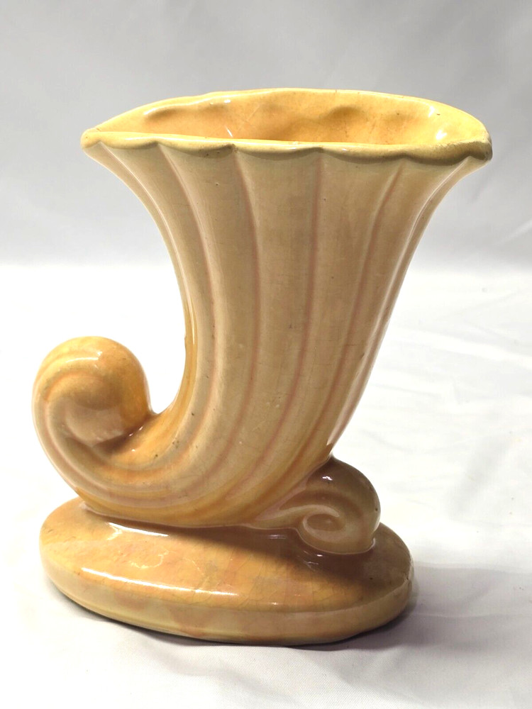 McCoy Cornucopia Shell Planter Vase 6.5" Vintage USA Pottery