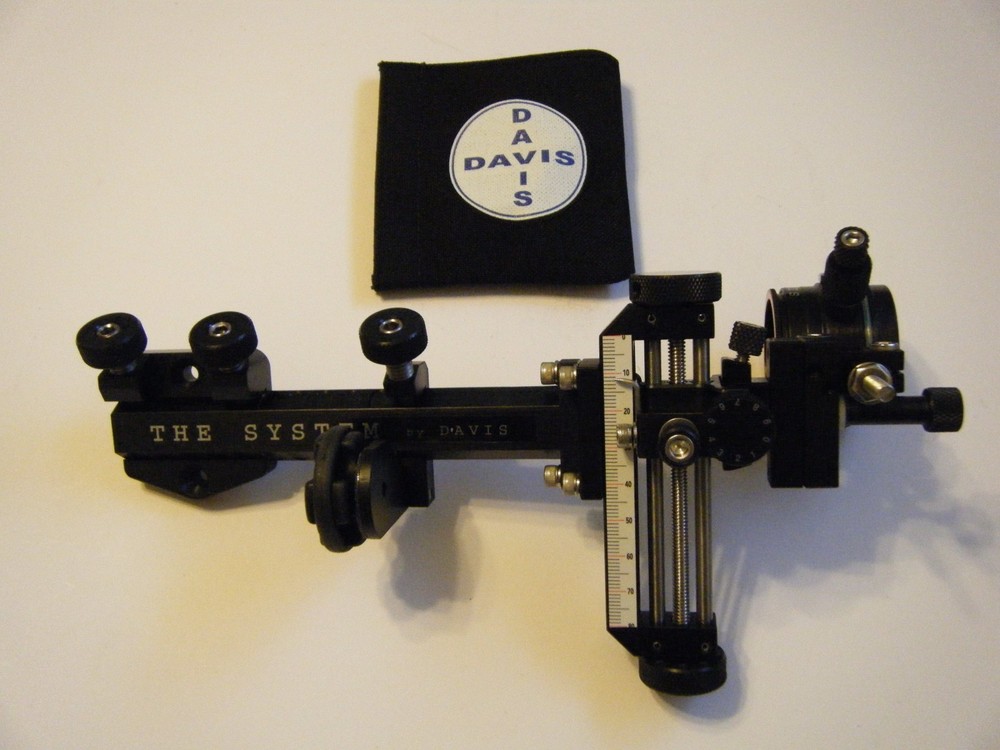 4" DAVIS TARGET SIGHT- Double knob-5.75 -black/black knobs-scope .019 green.