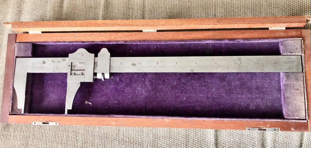 BROWN & SHARPE Vernier Caliper 570 - 13" Range - Missing two locking screws