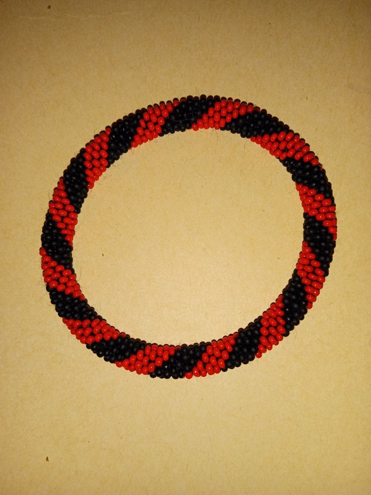 IDDE DE ELEGUA TEJIDO ( SANTERIA Y IFA )