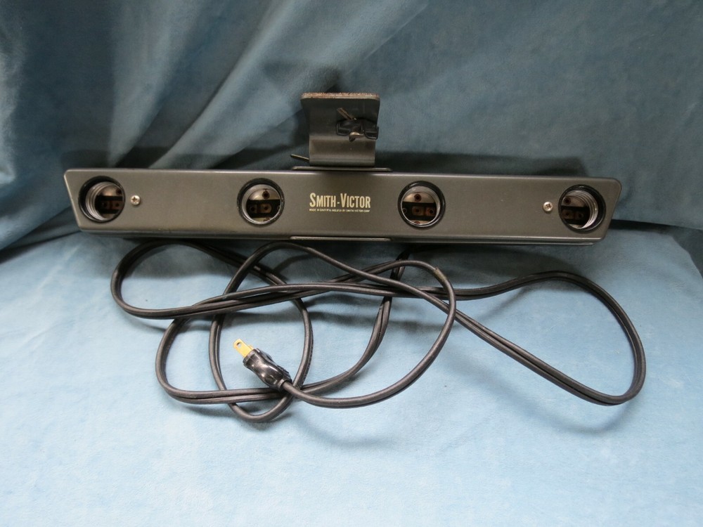 SMITH-VICTOR, 4 SOCKET, PHOTOGRAPHY LIGHTS, MODEL L-43 W/ BOX