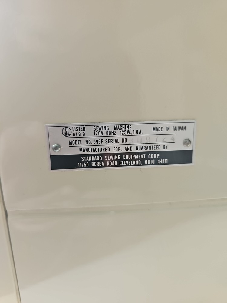Elgin Sewing Machine Model 999F Deluxe ZigZag Tested Works