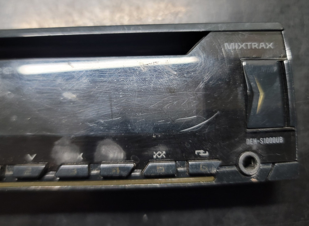 Pioneer deh-s1000ub FACEPLATE ONLY MISSING VOLUME KNOB