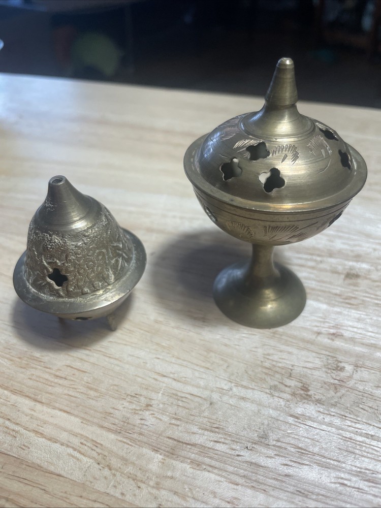2 Vintage Mini Brass Incense Burners In Good Condition See Description