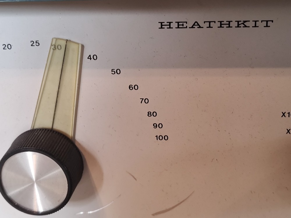 Heathkit Audio Generator model IG-5282