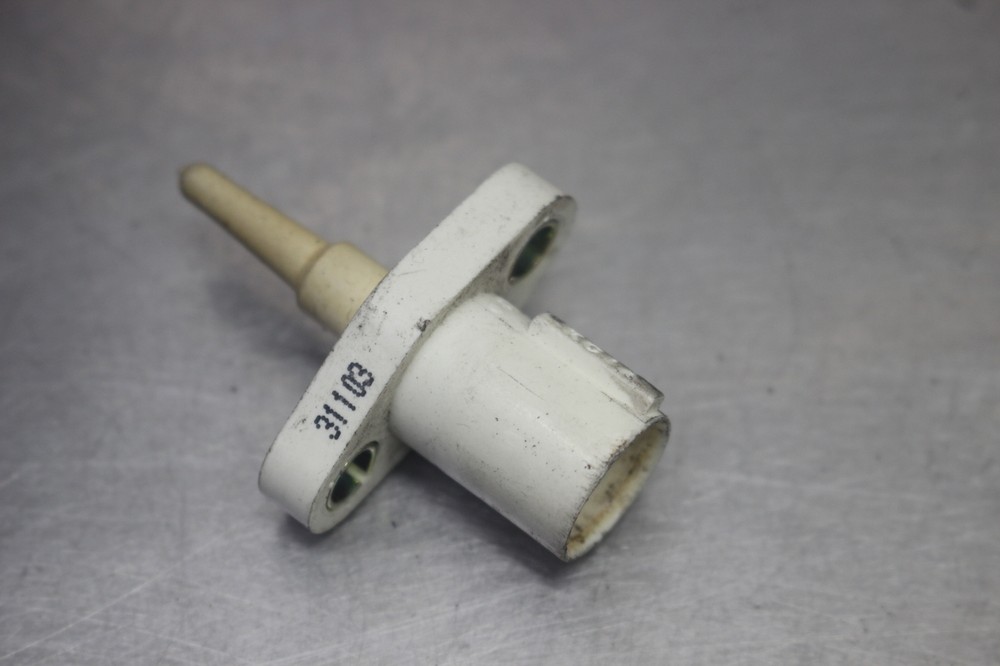 03-04 Honda 600RR Air Temperature Temp Sensor