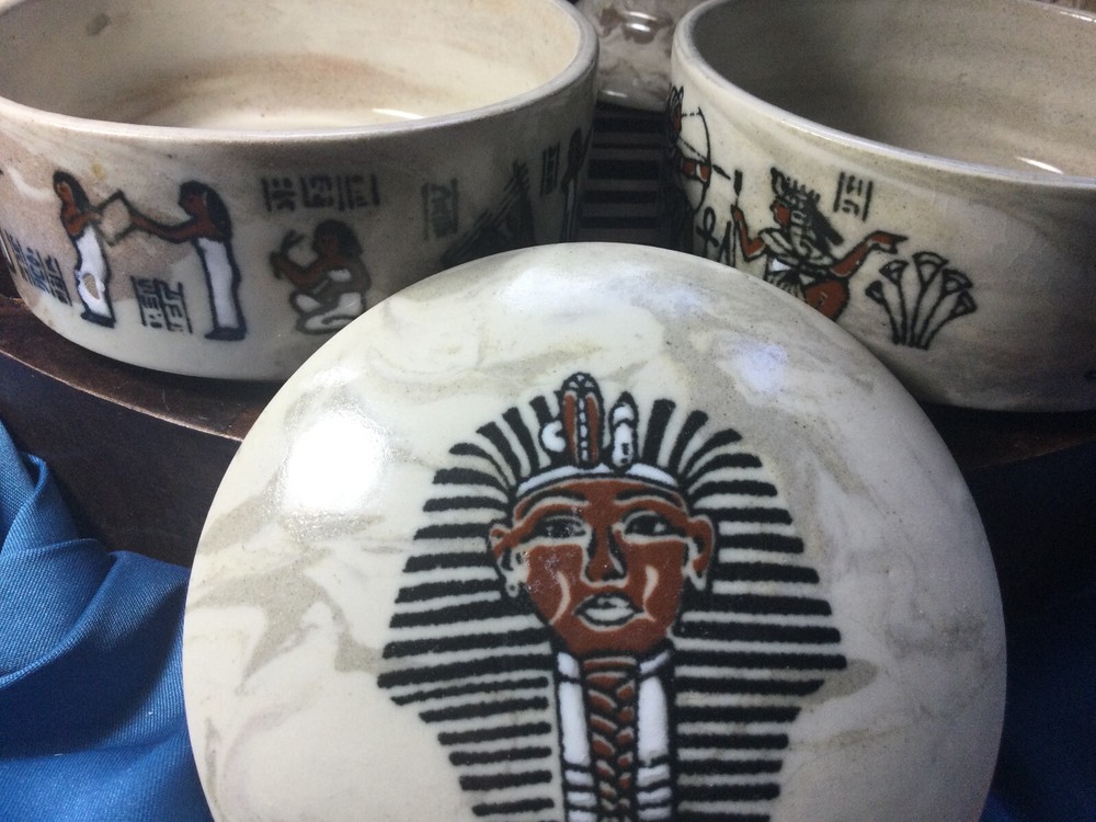 Vintage Bathroom accessory set 6pc ceramic egyptian marbled look Unique
