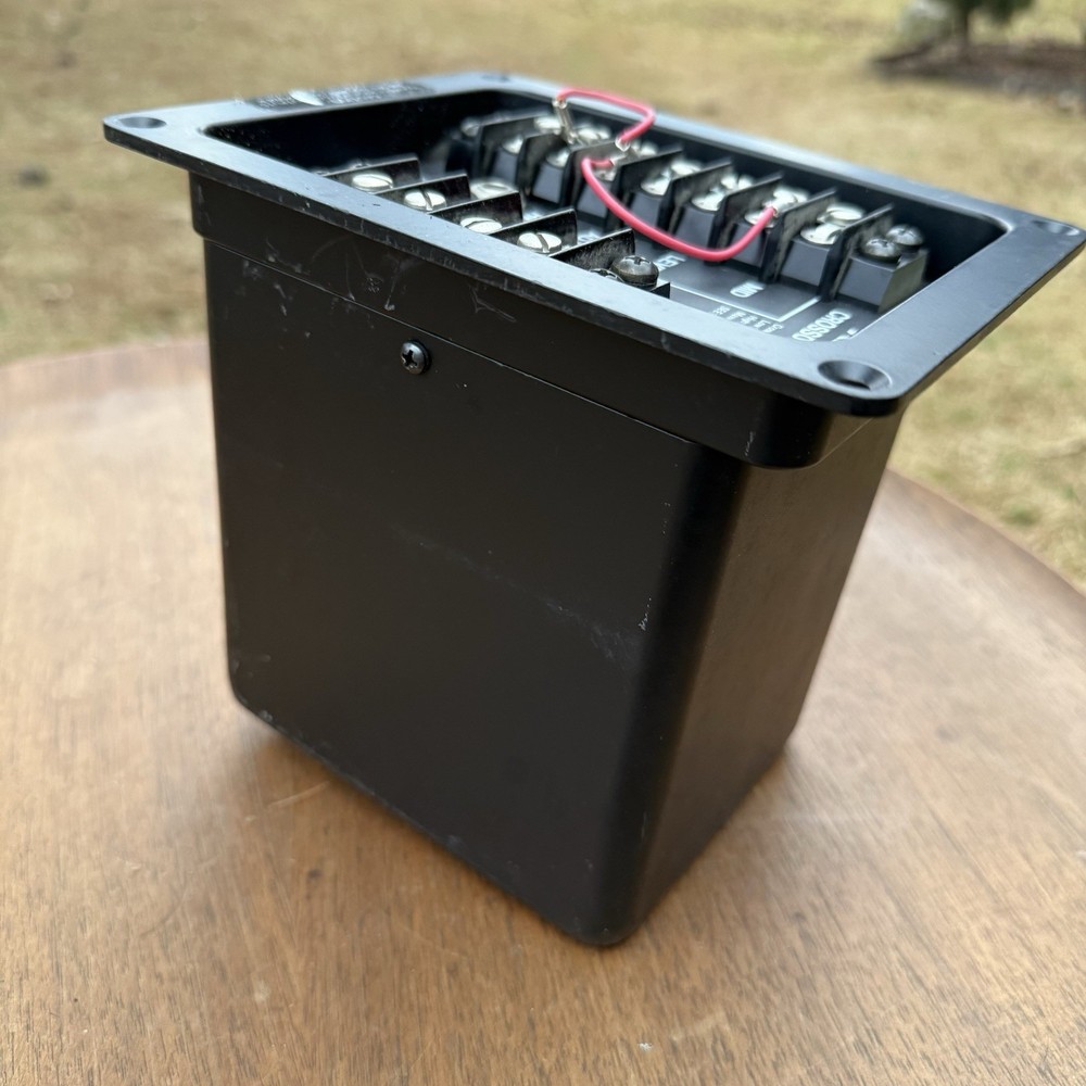 EV XEQ-804 Crossover Equalizer Preowned Working