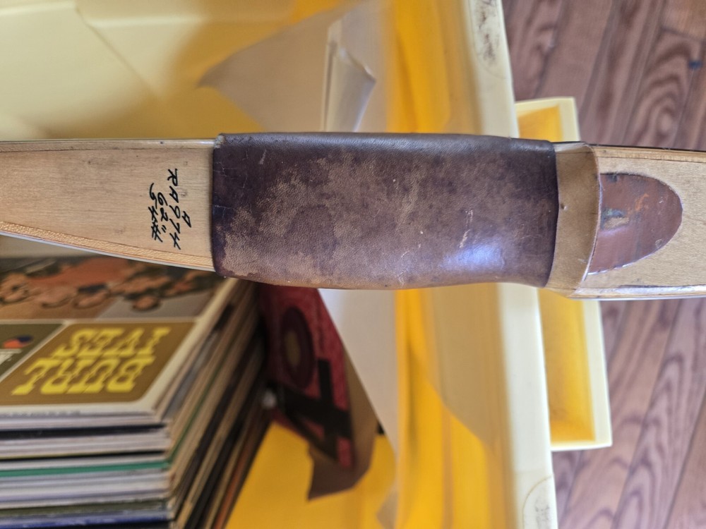 BEAR ALASKAN RH/LH RECURVE BOW 54#