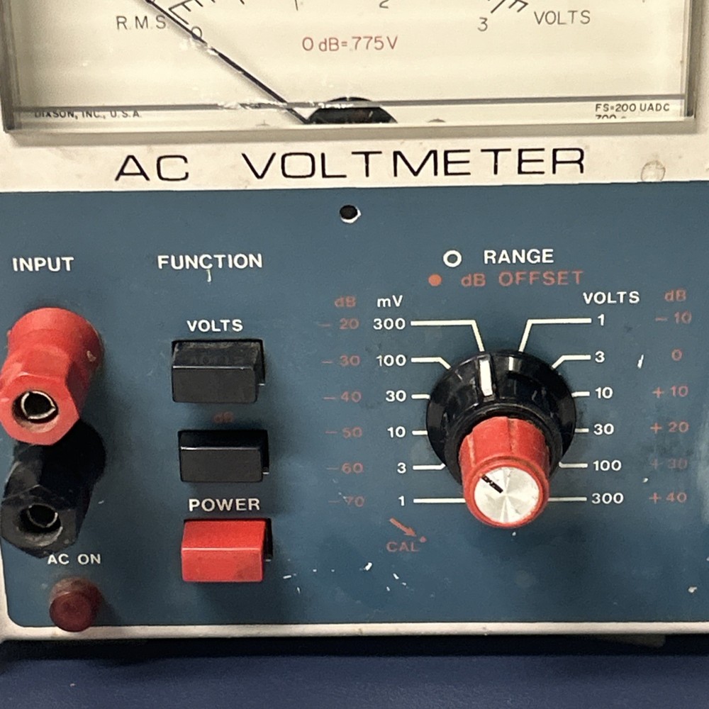 Heathkit IM-5238 AC Voltmeter, BENCH TESTS GOOD, NICE UNIT.