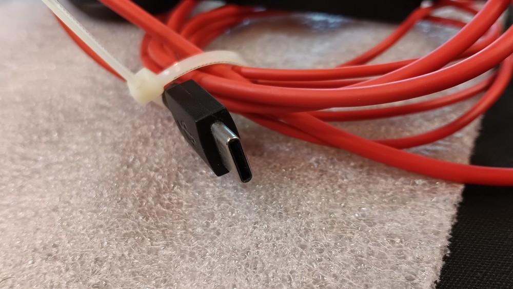 Poly Blackwire 5200 Series C5210T Headset C5210 USB C